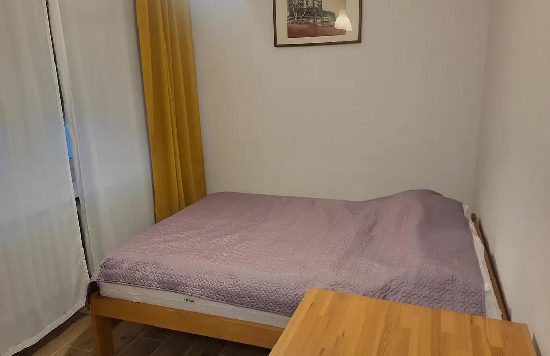 Pokoje Goscinne Przy Ogrodzie Staromiejskim-1